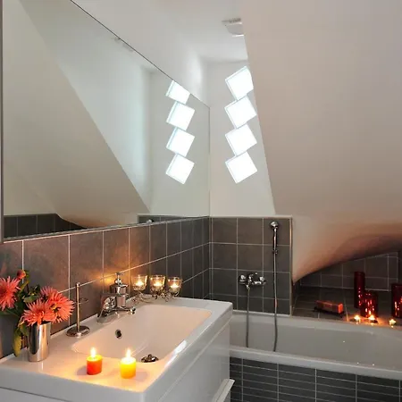 Apartman Sleeps 5 Pool Air Con *