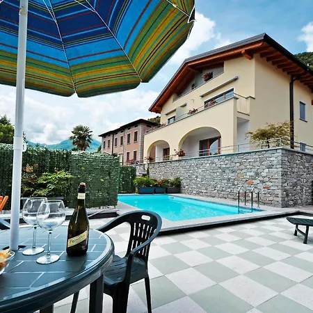 Apartman Sleeps 5 Pool Air Con *