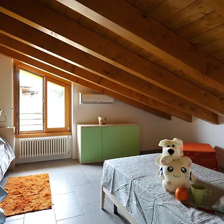 Apartment Sleeps 5 Pool Air Con Domaso
